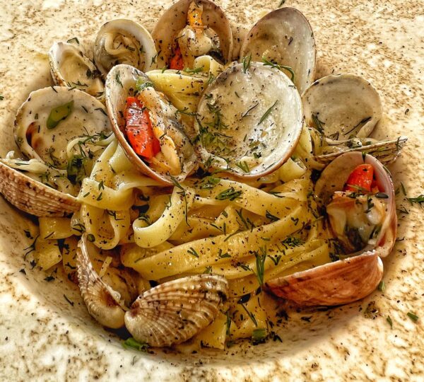 Ab oVo Mediterranean Restaurant – Γεύσεις Φωκίδας δίπλα στη θάλασσα